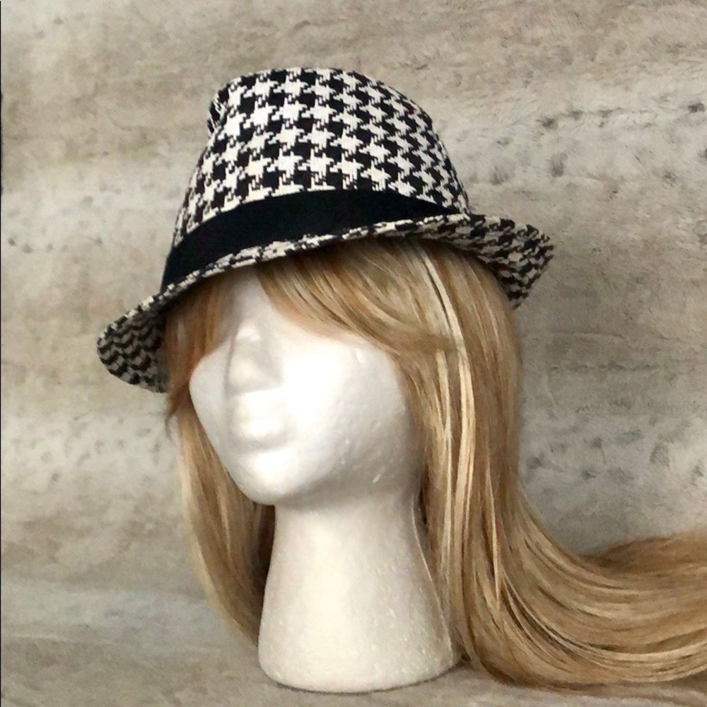 BEBE- Checkered Fedora Hat